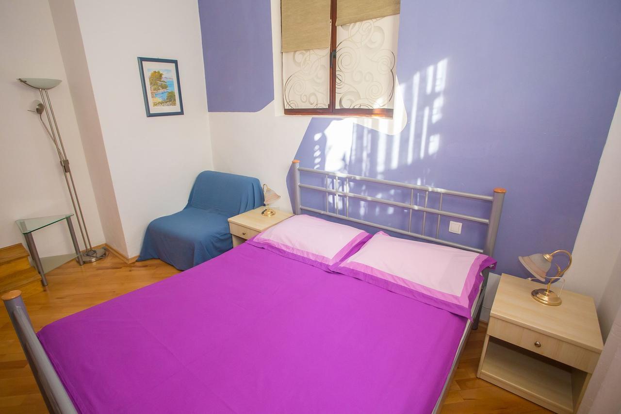 App. Fiorela Hotell Poreč Exteriör bild